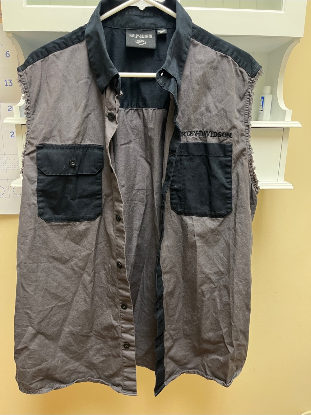 Harley-Davidson Gray and Black Sleeveless Work Vest